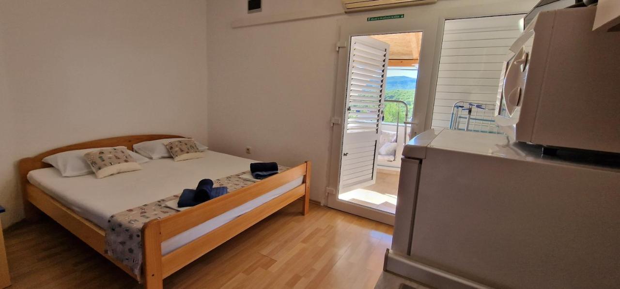 Apartmani Dutkovic Vrboska Extérieur photo