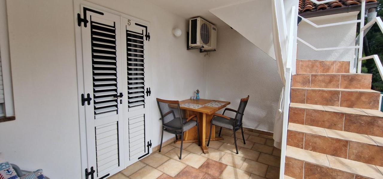 Apartmani Dutkovic Vrboska Extérieur photo