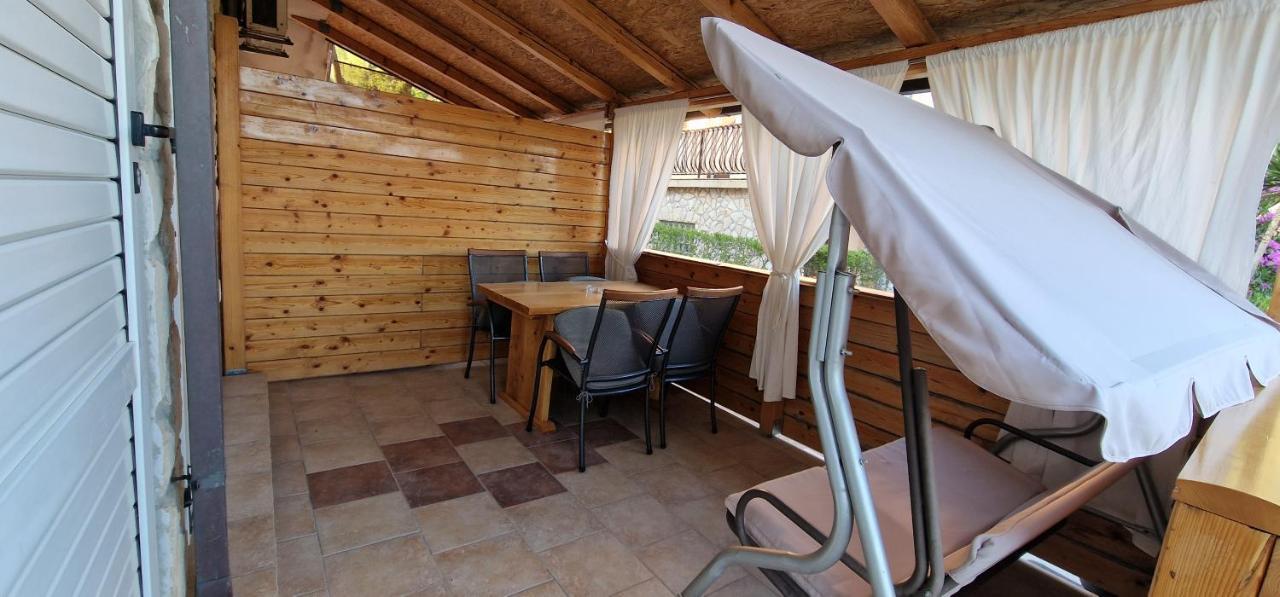 Apartmani Dutkovic Vrboska Extérieur photo